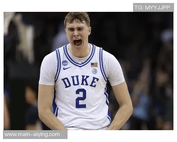 基德表示在全员健康前将继续使用以弗拉格担任控卫的阵容策略 基德表示在全员健康前将继续使用以弗拉格担任控卫的阵容策略